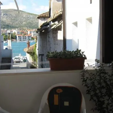 Klaudija S Charming & - Attic Апартаменты