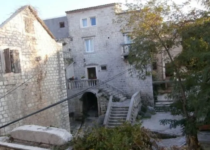 Klaudija S Charming & - Attic Trogir
