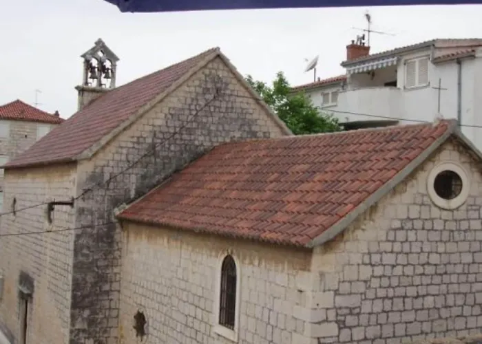 Apartment Klaudija S Charming & - Attic Trogir