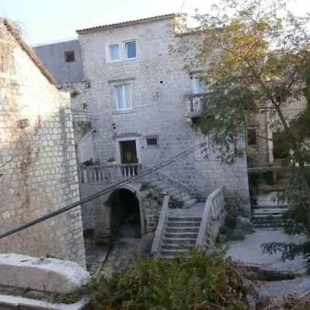 Klaudija S Charming & - Attic Trogir