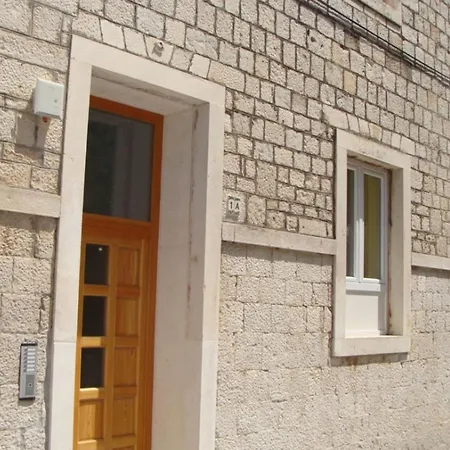 Klaudija S Charming & - Attic Apartment