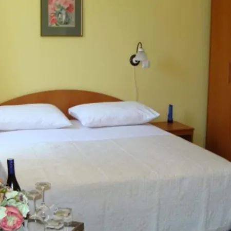 Klaudija S Charming & - Attic Appartamento *